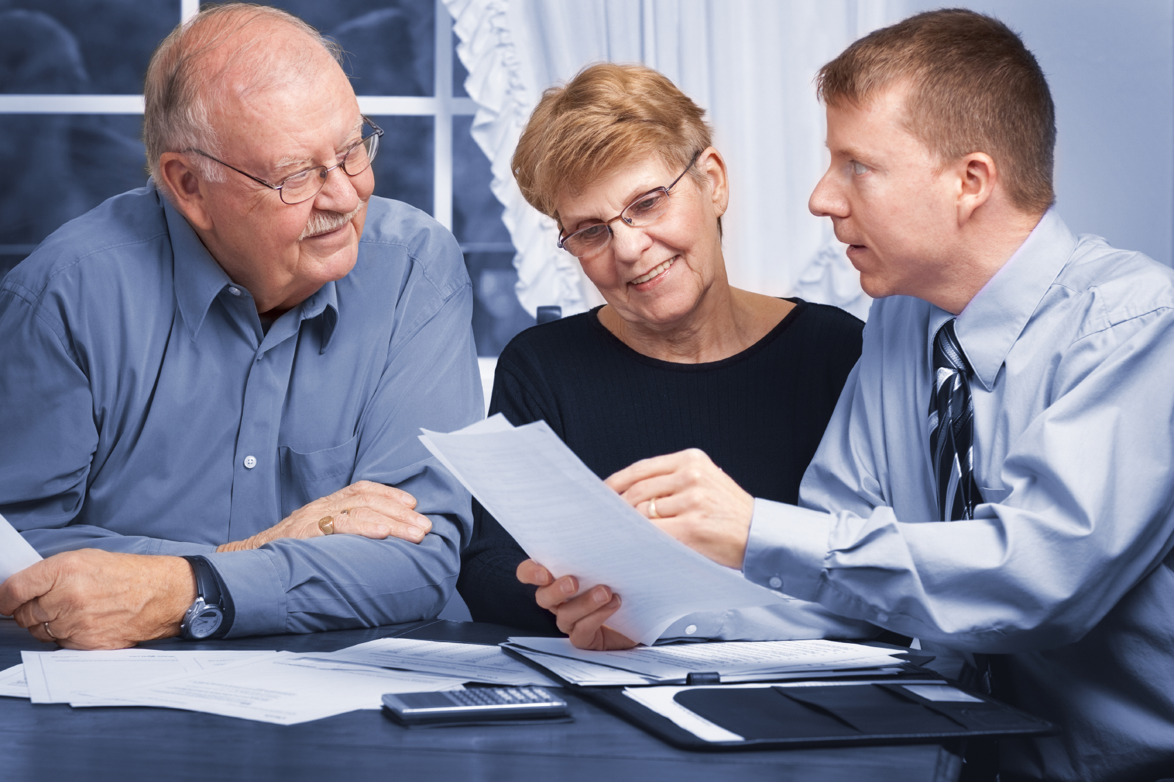 How a Financial Advisor in Tennessee Can Secure Your Golden Years